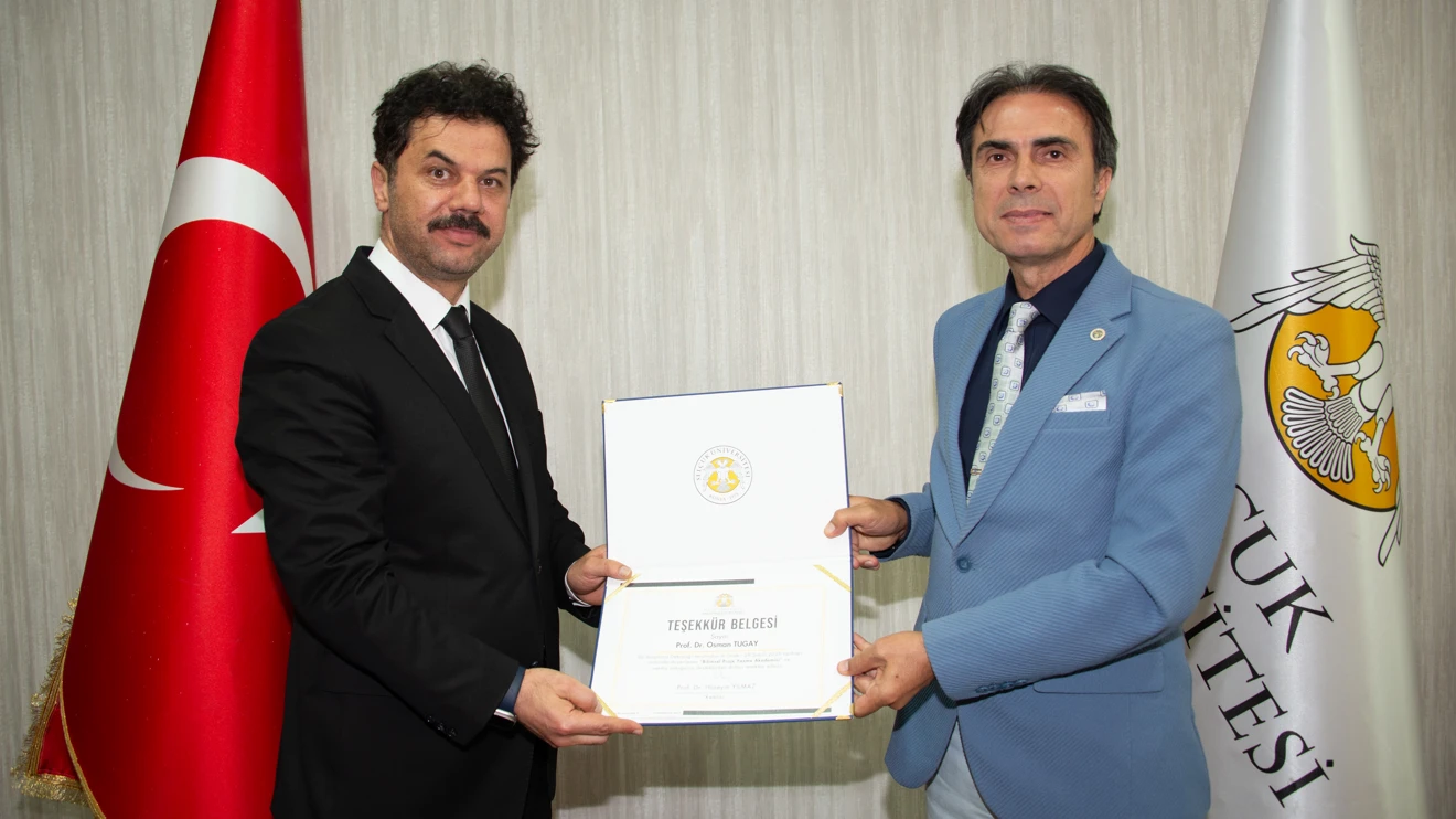 Rektör Yılmaz’dan proje eğitimlerine katkı sağlayan akademisyenlere teşekkür